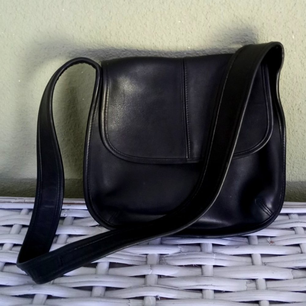 Vtg 1998 Coach Ergo Black Leather Handbag Hobo Flap